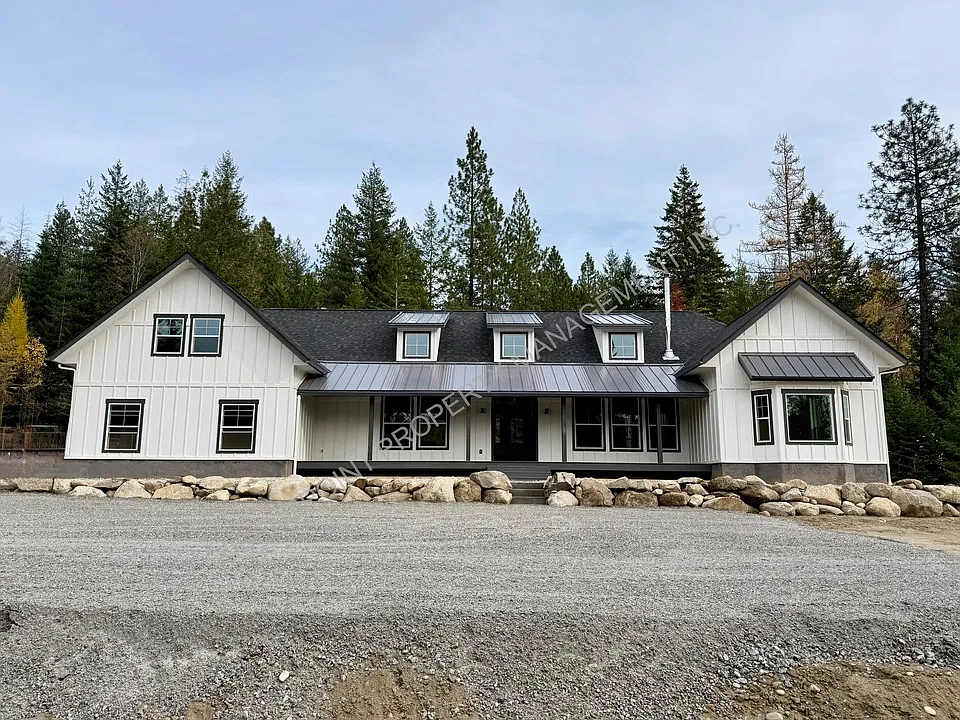 808 Larsen Ranch Ln
