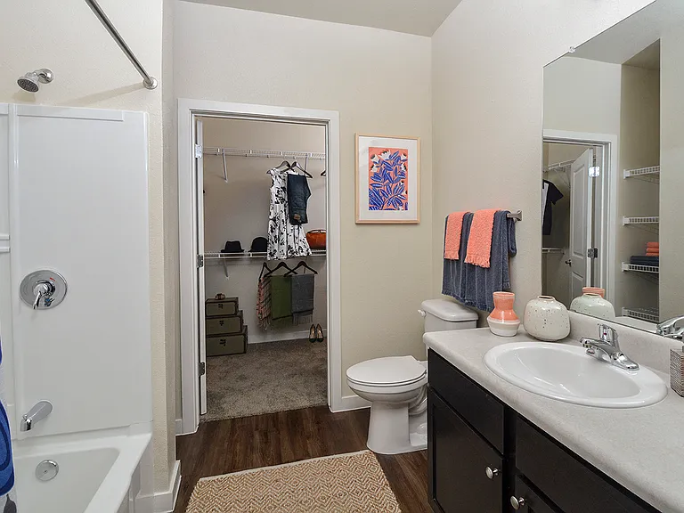 Rio Lofts — Photo 18