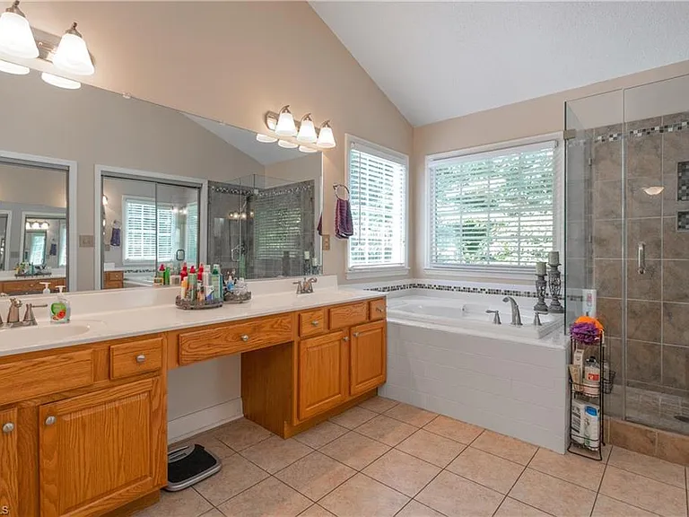 3112 James Bay Ct — Photo 11