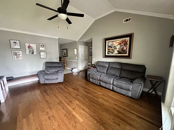 3rd image of 1717 Westerwald Dr
