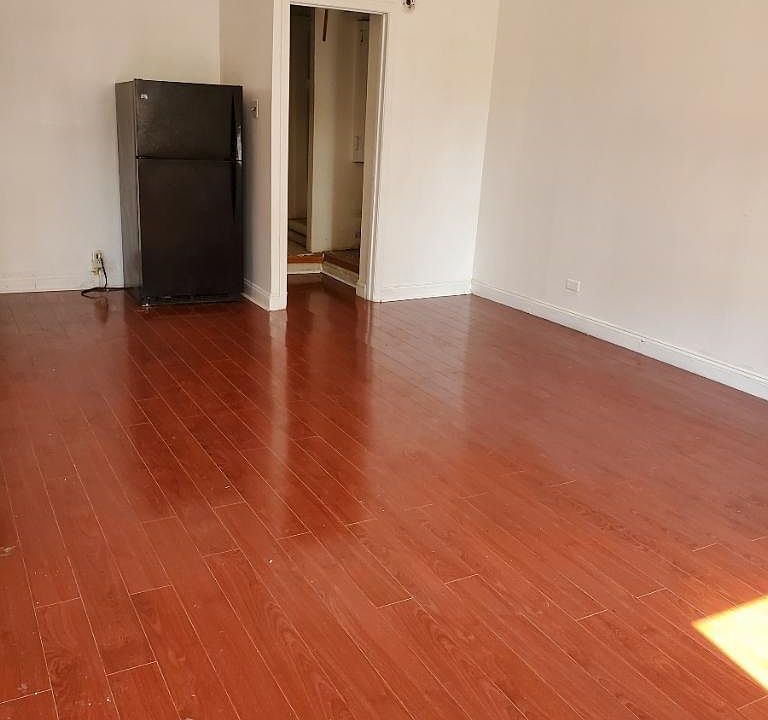 2nd image of 1244 S 19th St #3