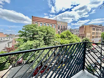 Rented by Bruma Realty LLC