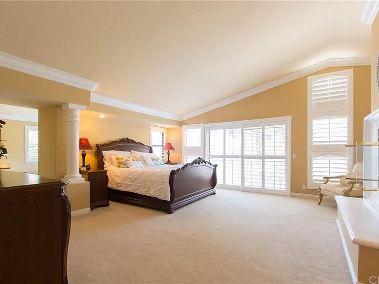 3061 Diamond View Cir — Photo 33