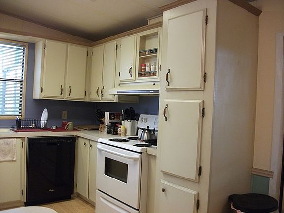 3rd image of 278 Palm Cove Dr