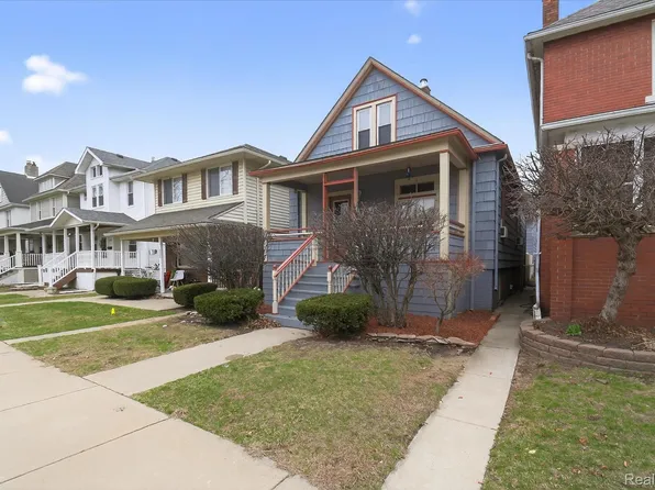 3132-3134 Van Alstyne St, Wyandotte, MI 48192