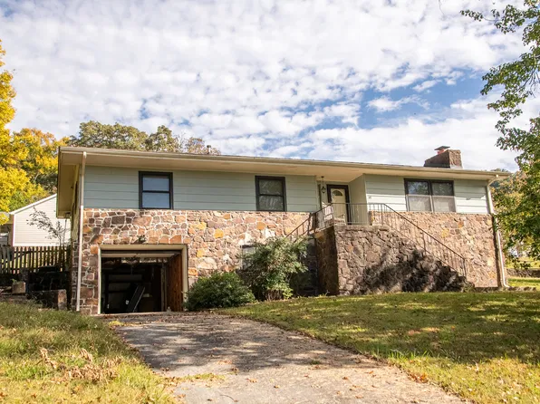 69 Marilyn Cir, Ringgold, GA 30736
