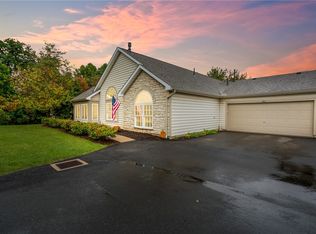 1730 Heather Heights Dr, Crescent, PA 15046