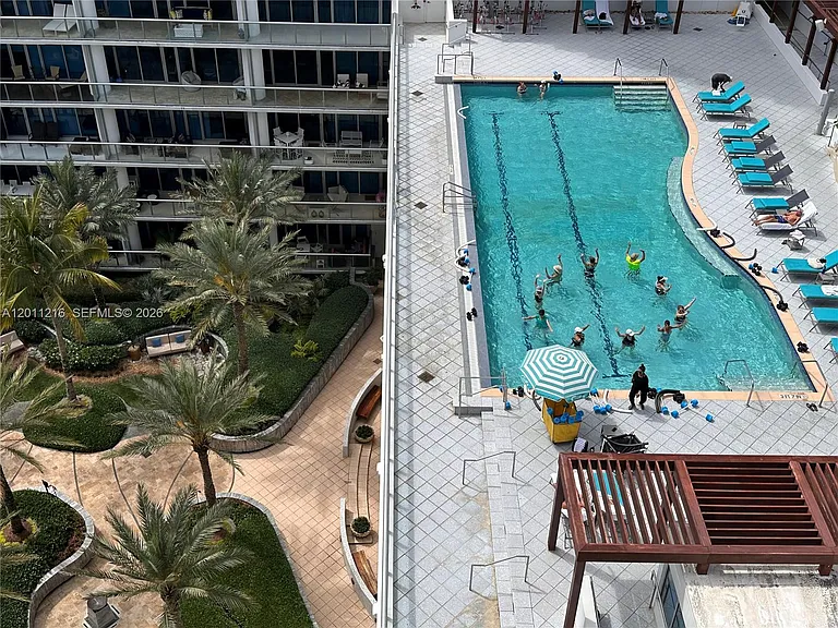 6801 Collins Ave #1215 — Photo 17
