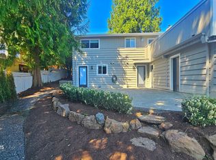 7354 34th Ave NE UNIT B, Seattle, WA 98115
