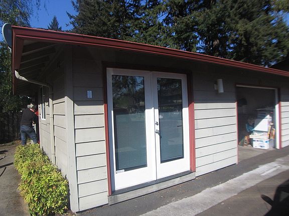 366sq.ft DETACHED studio!