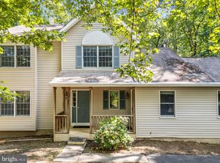 1032 Mountainview Dr, Quakertown, PA 18951