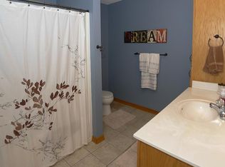 7455 Hidden Valley Ct S, Cottage Grove, MN 55016