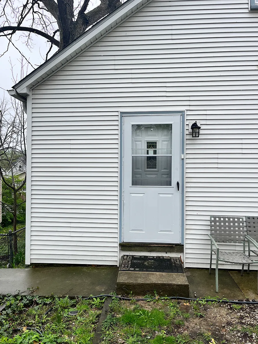Building Photo - Cottage Grove St