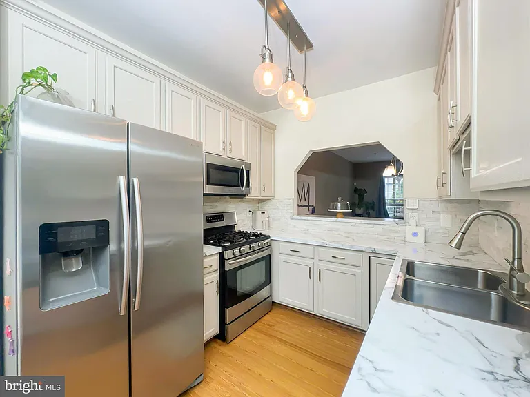 9707 Quiet Brook Ln — Photo 8