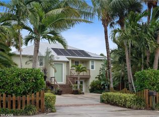 2685 NE Indian River Dr, Jensen Beach, FL 34957