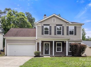 11125 Northwoods Forest Dr, Charlotte, NC 28214