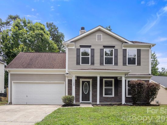 11125 Northwoods Forest Dr, Charlotte, NC 28214