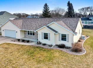 733 Saint Marys St, De Pere, WI 54115