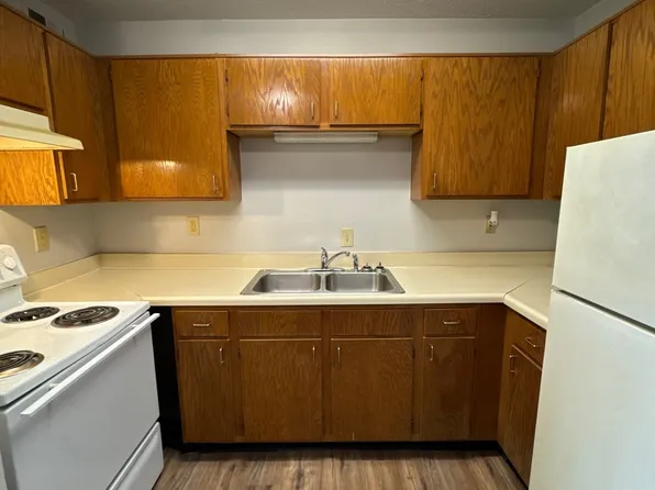 4101 Blue Lick Ct #3, Louisville, KY 40229