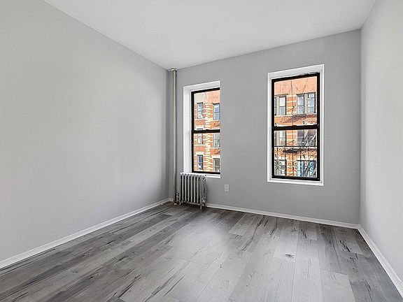 3rd image of 326 E 117th St APT 14