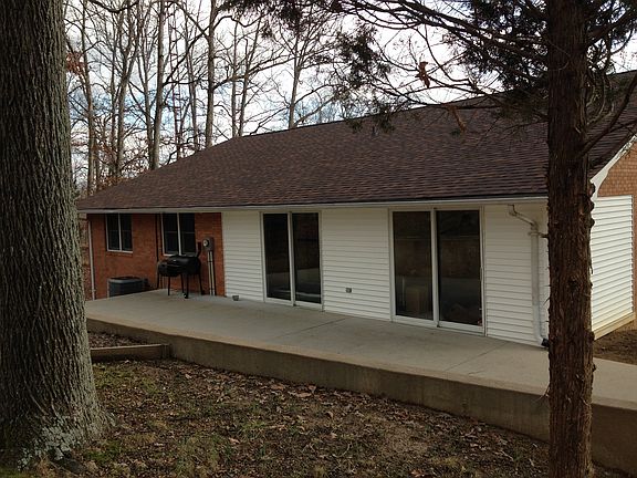2nd image of 947 S Balthazar Dr