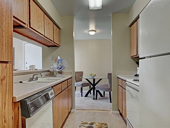 2nd image of 3727 Andrews Hwy #710