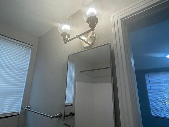 5th image of 1429 Cherry St