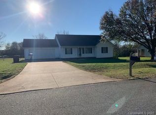 2243 Mintew Cir, Lincolnton, NC 28092