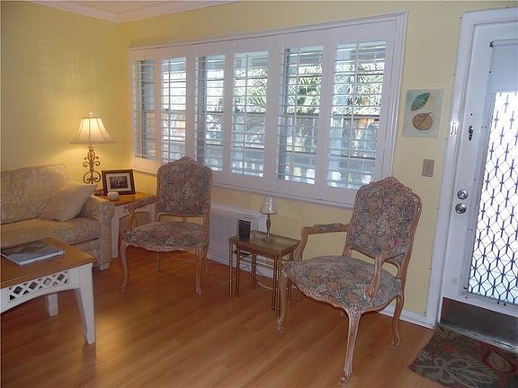 4th image of 195 Ventnor L #195