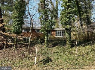 3720 Military Rd, Arlington, VA 22207