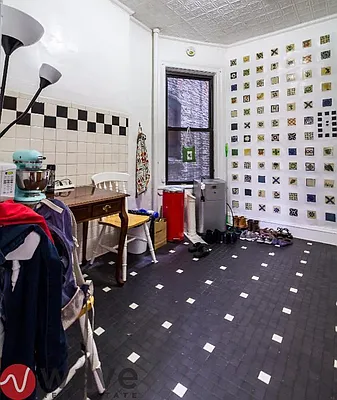 Rented by Wave Real Estate Group | media 2