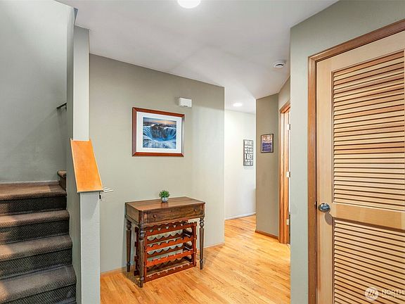 5th image of 6008 NE Ponderosa Boulevard