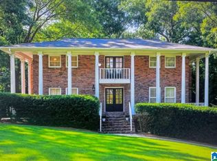 3411 Stoneleigh Dr, Birmingham, AL 35223