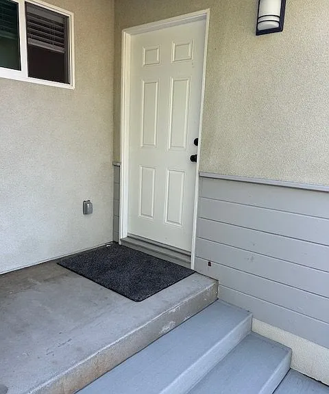 1630 Moreno St — Photo 9