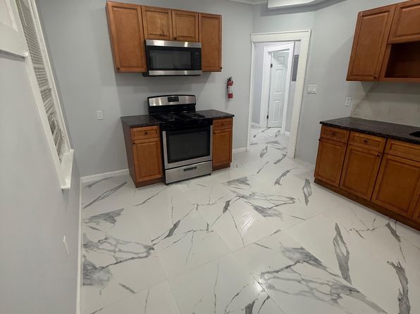 925 S 20th St Floor 2