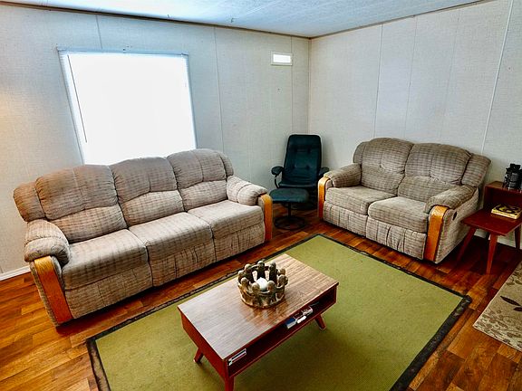 4th image of 249 Range Road 102 #57201