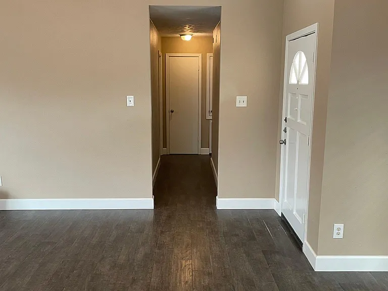 3430 Walhalla Dr — Photo 10