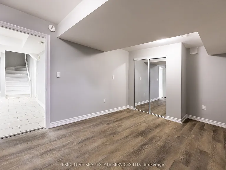 6 Gosling St — Photo 9