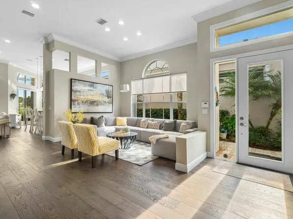 133 Coral Cay Drive, Palm Beach Gardens, FL 33418