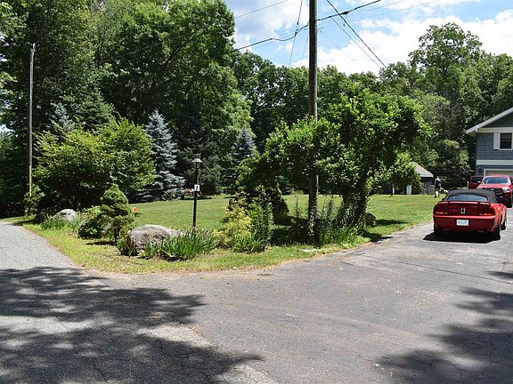 3rd image of 1 Whitneys Grove