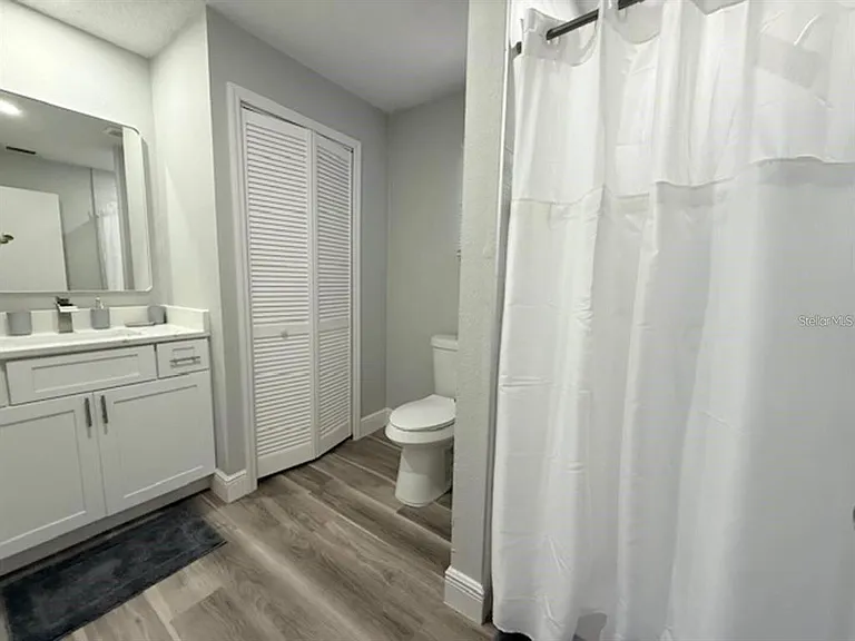 332 Avenue D SE — Photo 16