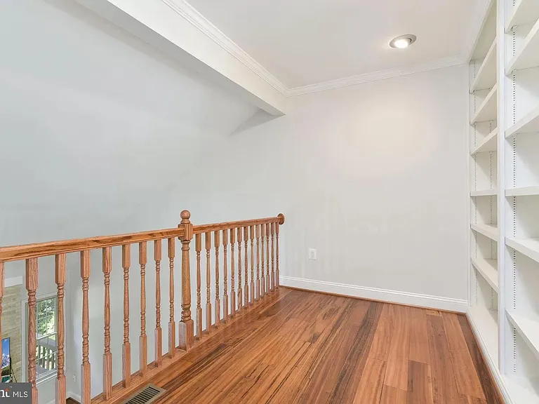 10127 Crestberry Pl — Photo 23