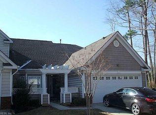 526 Shoreline Rd, Carrollton, VA 23314