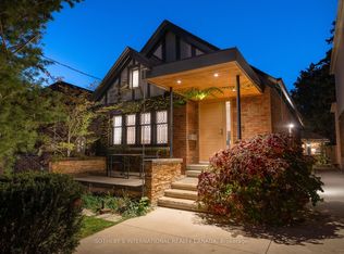 16 Sunnybrook Rd, Toronto, ON M6S 1G2
