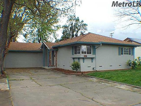 2nd image of 628 Tenaya Ave