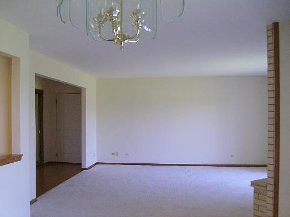 3rd image of 15710 Old Orchard Ct Unit 2N