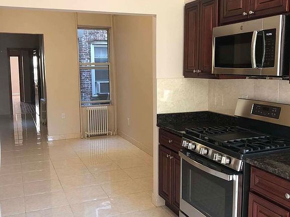 2nd image of 30-14 42nd St #2R