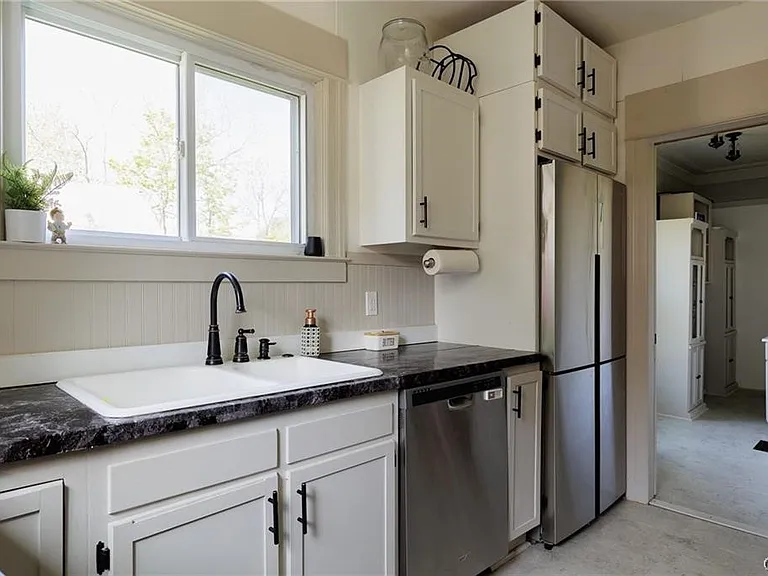 624 Hamlin St — Photo 19