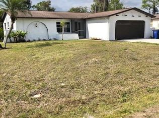 621 Columbus Ave, Lehigh Acres, FL 33972