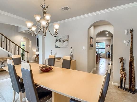 5th image of 343 Drury Ln
